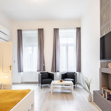 New, High Quality Apartment In The City Center Budapeszt Zewnętrze zdjęcie